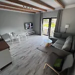 Pod Jaworami Apartment Jelenia Gora